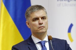 Ukrainos URM vadovas: „Rengiamasi didelio masto apsikeitimui kaliniais su Rusija“