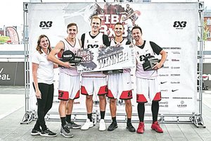 „Gulbelės“ klubas – pasaulio trijulių krepšinio turo finalinio etapo ketvirtfinalyje