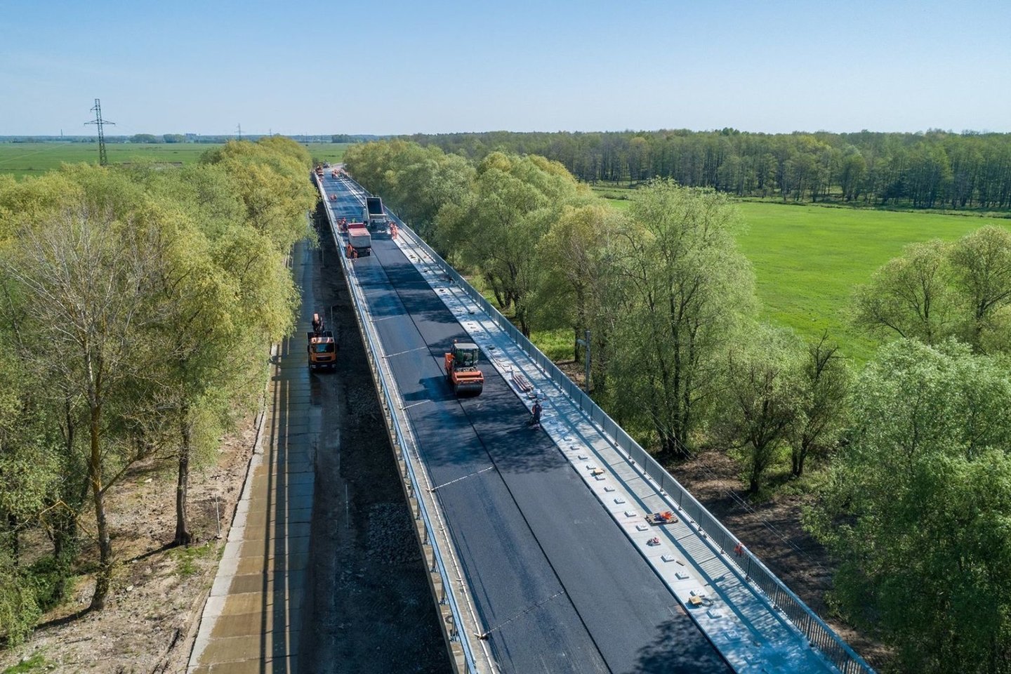  Estakados statymo ir prieigų tvarkymo darbus galutinai planuojama užbaigti 2020-ųjų birželį. <br>Kauno tiltų nuotr.