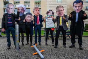 Iranas paskelbė ketinantis toliau pažeidinėti branduolinę sutartį