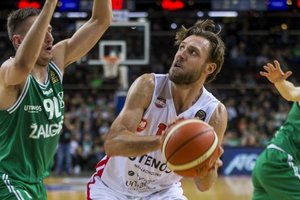 Dariaus Tarvydo dėjimas į „Žalgirio“ krepšį – gražiausias savaitės epizodas