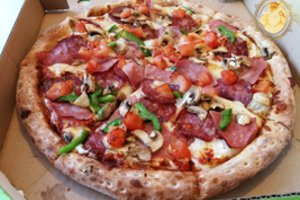 Visų išgirtoje picerijoje kainos pasirodė per didelės. Bet tik kol neparagavau picos