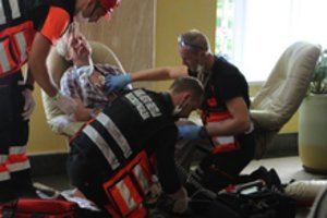 Už išgelbėtą gyvybę kaunietis turėtų būti dėkingas kaimynams