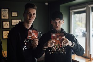 „Mad Money“ pristato jautrią dainą apie socialines problemas