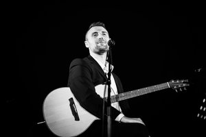 Kazimieras Likša koncertų turą pradėjo pilnutėlėje Šv. Kotrynos bažnyčioje Vilniuje