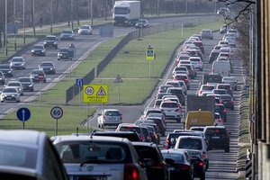 Seime stringa valstiečių pataisos dėl automobilių taršos mokesčio
