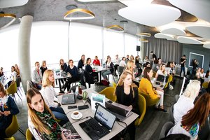 Inovacijų kūrimo programa moteris kviečia spręsti globalius iššūkius