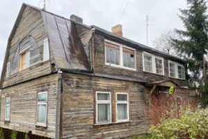 Avarinės būklės pastatus tvarko jau ne tik mieste, bet ir gyvenvietėse