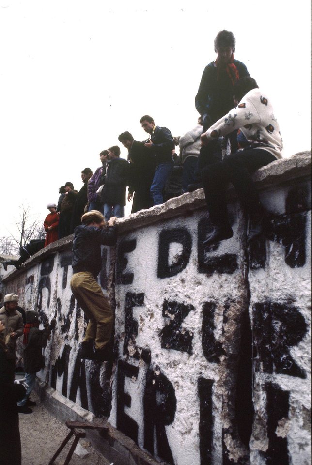  Berlyno siena griuvo prieš 30 metų.<br>  PA Wire/Scanpix nuotr.