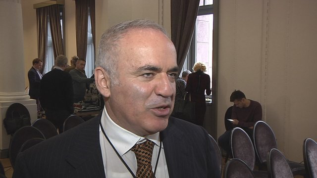 Vilniuje viešintis G. Kasparovas apie V. Putino Rusiją: „Darosi vis blogiau“