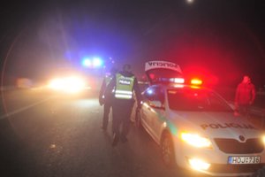 Girtas kupiškėnas prisiskraidė Rokiškio r.: vienas žmogus ligoninėje, avarijos kaltininkas – areštinėje
