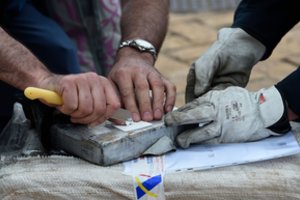 Atlanto vandenynas į Prancūzijos pakrantę išplovė didelį kiekį narkotikų