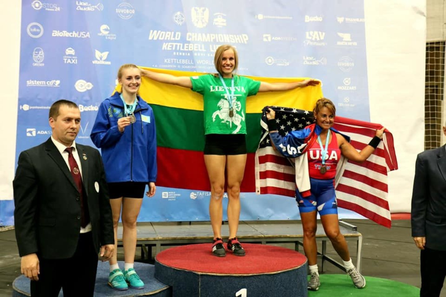 Rūta Šalkauskaitė svarsčių kilnojimo pasaulio čempionate tapo nugalėtoja savo svorio kategorijoje<br> ssc.vu.lt nuotr.