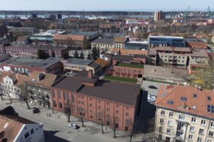 Griuvėsiais virtęs istorinis pastatas taps klinika ir svečių namais