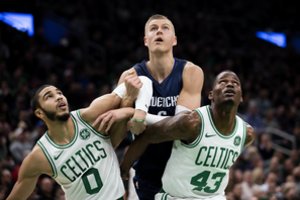 Luka Dončičius šėlo, tačiau jo taškų neužteko įveikti „Celtics“
