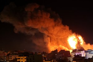 Po Izraelio ir palestiniečių raketų smūgių, ES ragina „visiškai deeskaluoti“ padėtį