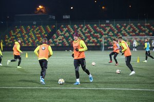 Prieš skrydį į Portugaliją – lietuvių treniruotė LFF stadione