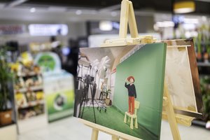 „Mamų unija“ ir „Maxima“ pristatė parodą: apie ką svajoja sergantys vaikai