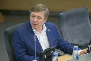 Ramūnas Karbauskis reitingų nesureikšmina: patys užsisakome apklausas