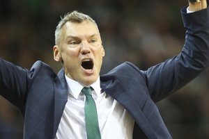 Keturis kartus iš eilės „Olympiakos“ parklupdęs Š. Jasikevičius patvirtino: „Žalgiris“ bus stipriausios sudėties