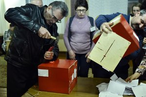 Baltarusijos parlamento rinkimai oficialiai laikomi įvykusiais 