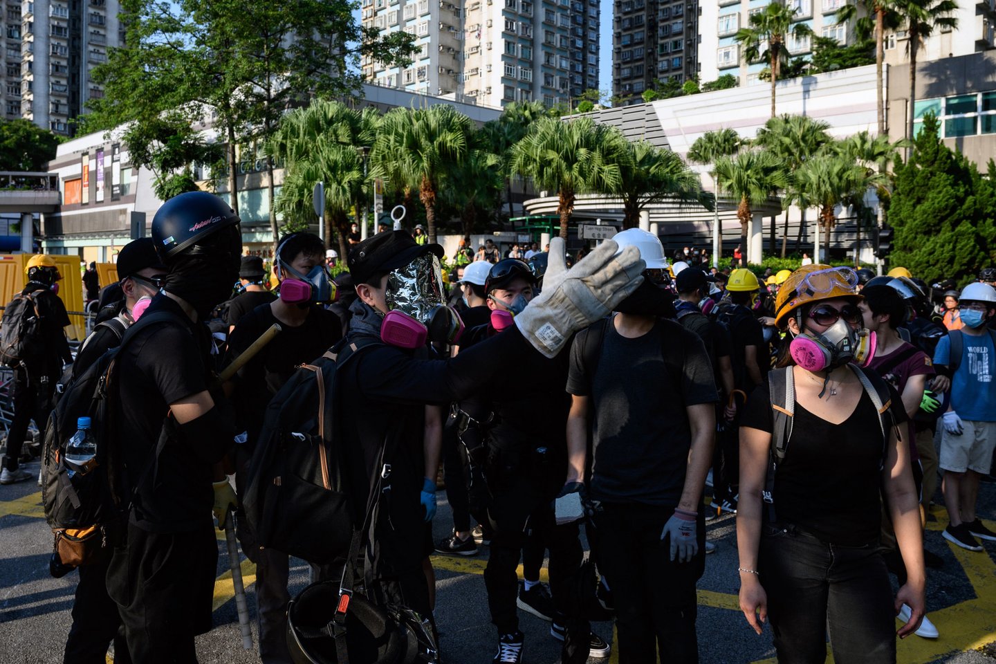 ​Maždaug 100 protestuotojų vis dar yra užsibarikadavę Honkongo politechnikos universitete, antradienį per spaudos konferenciją sakė šio pusiau autonominio miesto vadovė Carrie Lam.<br>AFP/Scanpix nuotr.