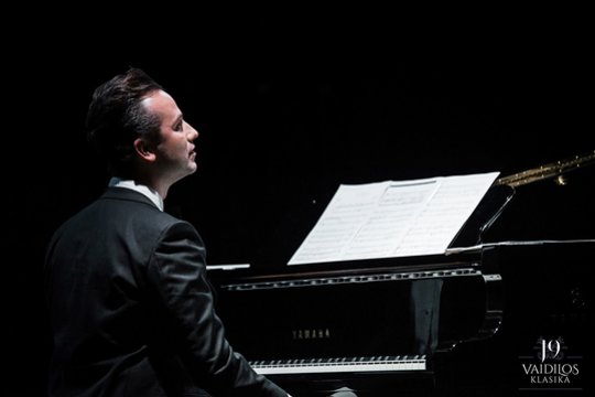 Pianistas Darius Mažintas – apie kaukes, vaidmenis ir „ego“  žaidimus atvirai