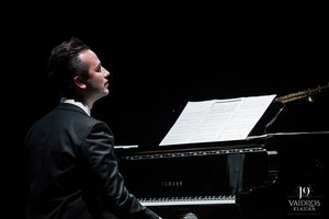 Pianistas Darius Mažintas – apie kaukes, vaidmenis ir „ego“  žaidimus atvirai