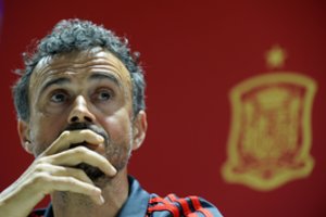 Skaudžią netektį išgyvenęs L. Enrique grįžta į Ispanijos rinktinės trenerio kėdę