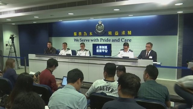 Honkongas po 35 metų turi naują policijos vadą 