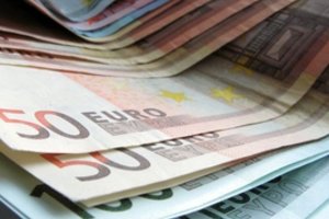 Valstybės įsipareigojimai Seime sklaidosi greičiau negu tabako dūmai