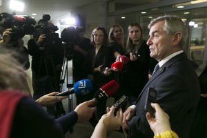 Viktoras Pranckietis apie kritusį pasitikėjimą Seimu