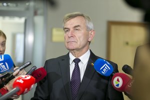 V. Pranckietis – vėl po padidinamuoju stiklu: etikos sargai ėmėsi A. Širinskienės prašymo