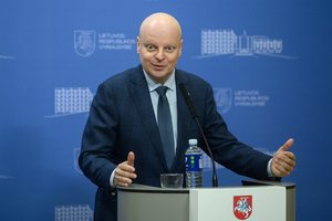 Po medikų rekomendacijų Saulius Skvernelis nedirbs ir ketvirtadienį