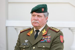 J. V. Žukas: nepakankamas lėšų gynybai augimas turės neigiamų pasekmių šalies reputacijai