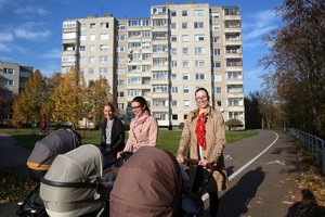 Seimas apsisprendė dėl vaiko pinigų, bet ne visi tuo patenkinti