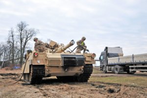 R. Karbauskis: visuomenė nesuprastų gynybos biudžeto augimo, neskyrus lėšų mokytojams