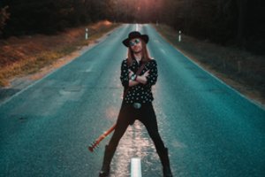 Gitaristas Robertas Semeniukas: „Albume – mano pakilimai ir nuopuoliai“