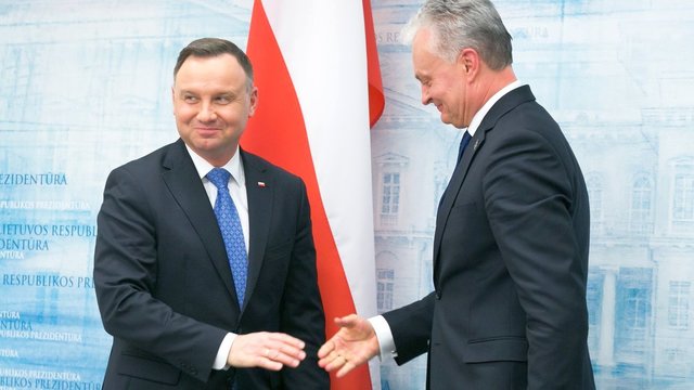 Lietuvos ir Lenkijos prezidentai pareiškė, kad tiki NATO gyvybingumu