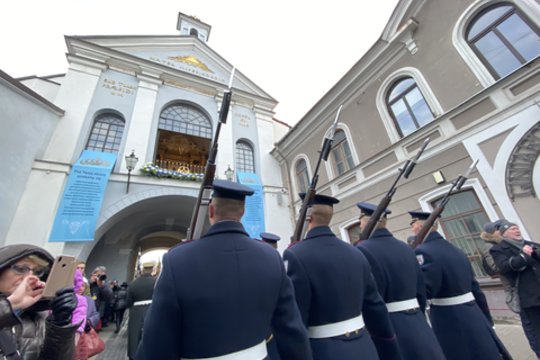 Vilniuje – XIX amžiaus sukilimo vadų laidotuvių ceremoniją.<br>V.Ščiavinsko nuotr.