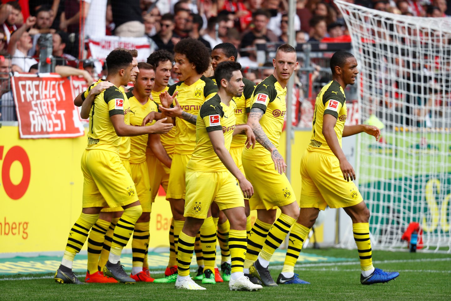 „Borussia“ ekipa išvengė pralaimėjimo<br>Reuters/Scanpix nuotr.