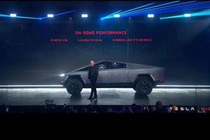 „Tesla“ fenomenas: po nesėkmingo pikapo pristatymo – 150 tūkt. užsakymų