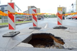 Bankrotų ir darbuotojų emigracijos metas