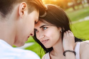 10 netikėtų fizinių ypatybių, kurių vyrai ieško moteryse