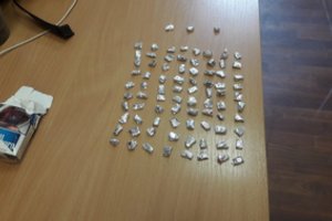 Vilniaus čigonų tabore su dideliu kiekiu narkotikų įkliuvo jauna moteris