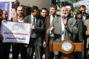 Palestiniečiai „įniršio dieną“ protestuoja prieš JAV sprendimą žydų nausėdijų klausimu