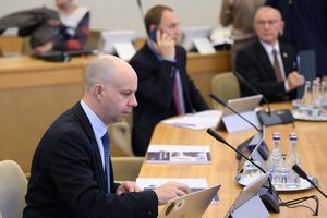 A. Veryga siekia, kad liktų galioti pigiausio pirmojo paskyrimo vaisto tvarka