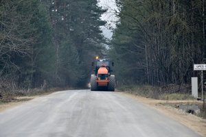 Prezidentūra ragina dėl asfaltuojamos S. Skvernelio gatvės nekelti įtampos