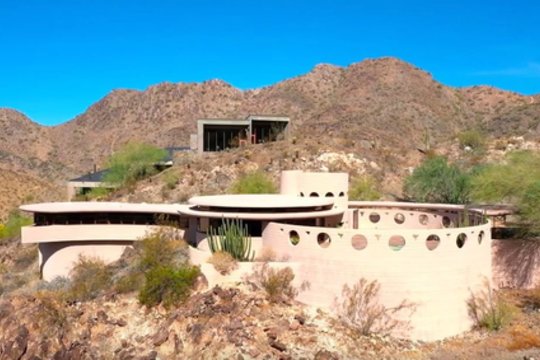 Aukcione parduotas amerikiečio architekto šedevras – įvertinkite