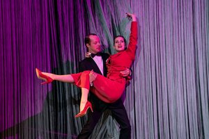 Spektaklio „Checkpoint Woodstock“ recenzija: triukšmas, kurio nebuvo